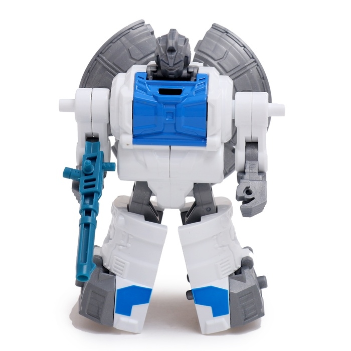 Робот &laquo;Локатор&raquo;, трансформируется, с металлическими элементами