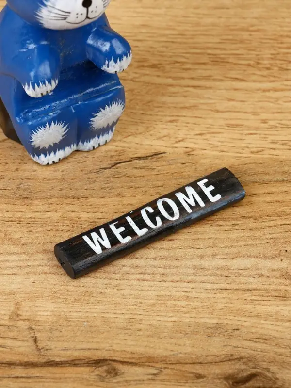 Сувенир "Кот с табличкой WELCOME" дерево 8х4х10 см, цв. синий