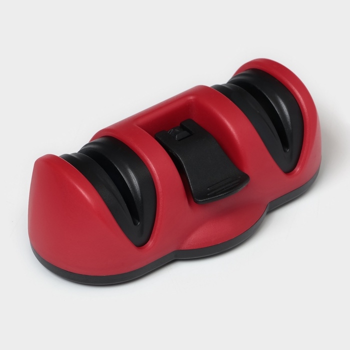 Точилка для ножей Доляна &laquo;Профи&raquo;, 13&times;7&times;4,5 см, с полировкой, на присоске, цвет красный