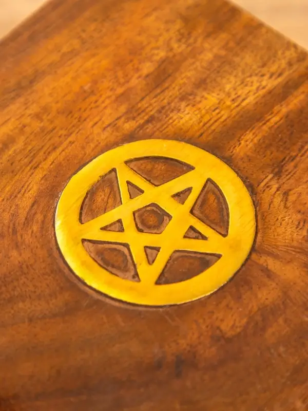 Шкатулка "Пентакль" 10х10х6 см, дерево шишам