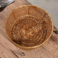 Корзина плетёная "Клоус" бамбук 36х36х14 см, светлая Корзина плетёная "Клоус" бамбук 36х36х14 см, светлая