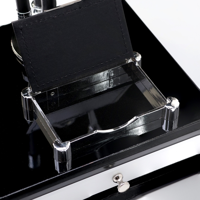 Набор настольный канцелярский 8в1 с визитницей, карандашницей, лупой и ножом для писем Набор настольный канцелярский 8в1 с визитницей, карандашницей, лупой и ножом для писем