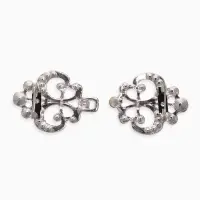 Зажим для кардигана "Ажур", лилия, цвет белый в серебре