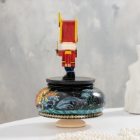 Новый год. Музыкальный сувенир "Щелкунчик", тройка черная, ручная роспись