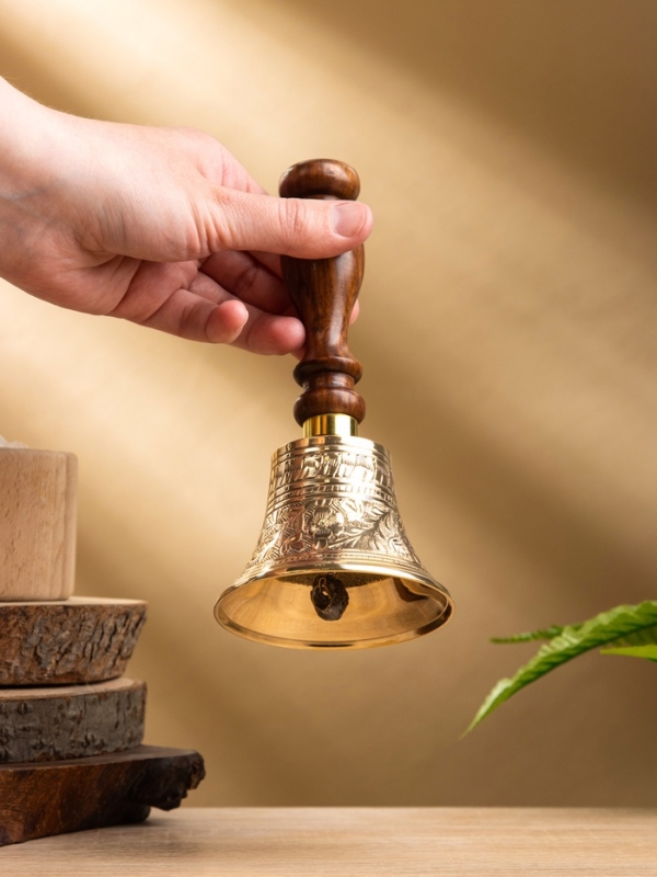 Колокольчик "Цветочные узоры" латунь, шишам 8х8х16,5 см