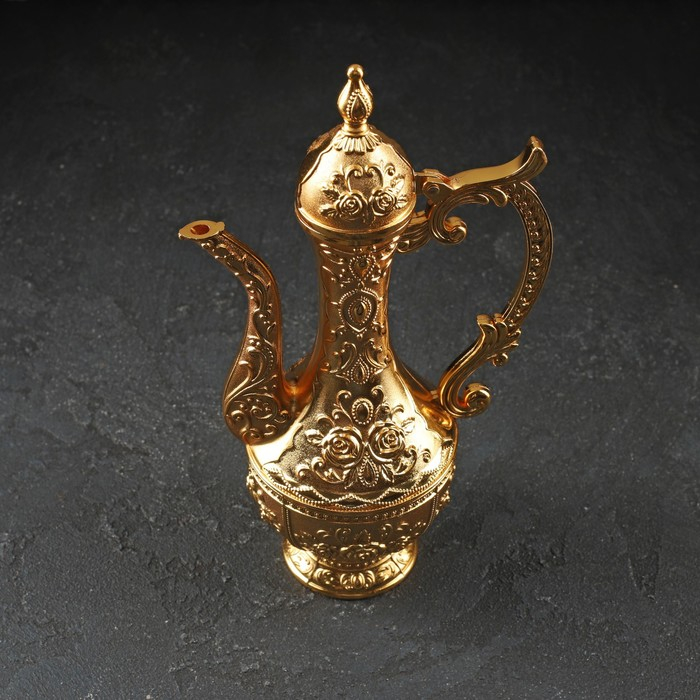 Набор сервировочный &laquo;Роскошь. Золото&raquo;, 8 предметов: кувшин 250 мл, 6 рюмок, 20 мл, поднос, цвет золотой