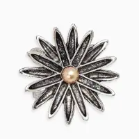 Кольцо для платка "Цветок Астра", цвет белый в чернёном серебре