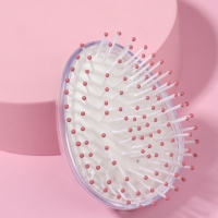 Расчёска - шейкер &laquo;Лапки&raquo;, 5,5 &times; 9 см, цвет розовый