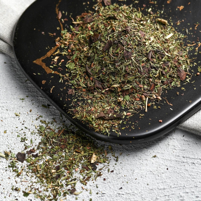 Чай травяной &laquo;Таёжные нотки&raquo; premium: хвоя, черника, клюква, 50 г.