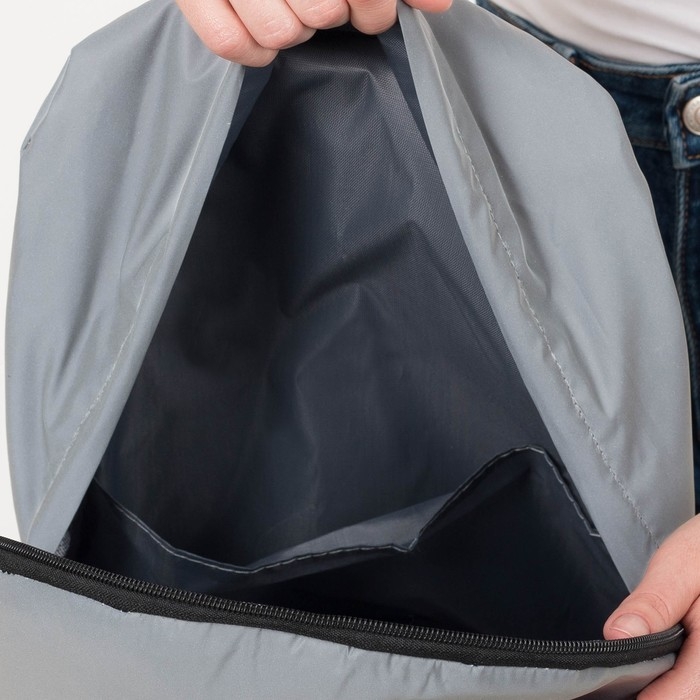 Рюкзак школьный текстильный &laquo;Не святая&raquo;,светоотражающий, 42 х 30 х 12см