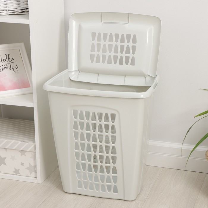 Корзина бельевая с крышкой &laquo;Молетта&raquo;, 45 л, 43&times;32&times;48 см, цвет светло-серый