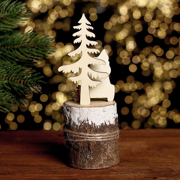 Новогодний декор «Новогоднее авто на пеньке» 7 × 7 × 17 см Новогодний декор «Новогоднее авто на пеньке» 7 × 7 × 17 см