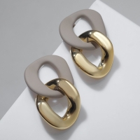 Серьги пластик &laquo;Цепь&raquo; 2 звена, цвет бежевый в золоте