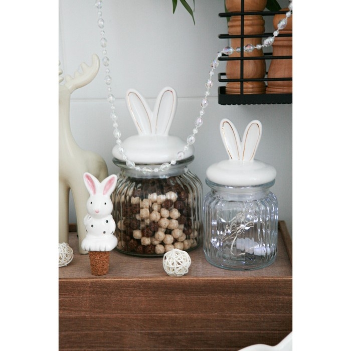 Банка стеклянная для хранения сыпучих продуктов Доляна &laquo;Зайка в золотом&raquo;, 230 мл, с керамической крышкой