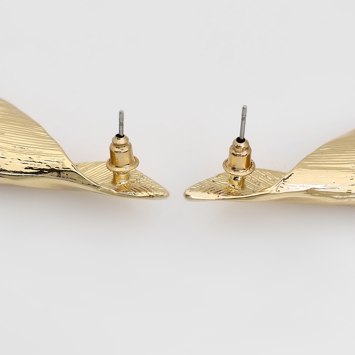 Серьги металл &laquo;Богема&raquo; скрученный листок, цвет золото