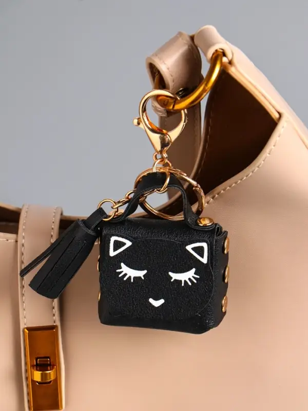 Брелок кожзам с карабином, с кистью "Сумочка. Котик" чёрный 5х2,5х6 см