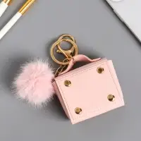 Брелок кожзам с карабином, с пушистиком "Сумочка" нежно-розовый 5,8х2,4х5 см