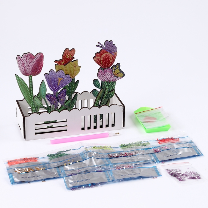 Алмазная вышивка &laquo;Цветы с бабочками в саду&raquo;, интерьерный декор