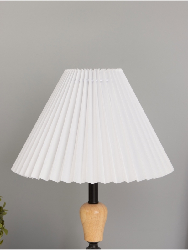 Лампа настольная BayerLux ЭКО "Камила" 1х40Вт Е27 черный/светло-кор. 27х27х40см