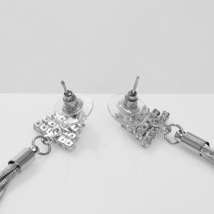 Серьги висячие со стразами &laquo;Одиссея&raquo; треугольник, цвет белый в серебре