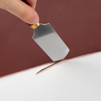 Шорный нож для работы с кожей Premium, закруглённый, 18 &times; 3,5 см