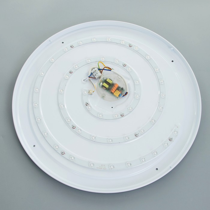 Светильник светодиодный Волна 1х60Вт LED ПДУ 3000-6500К 50х50х6см