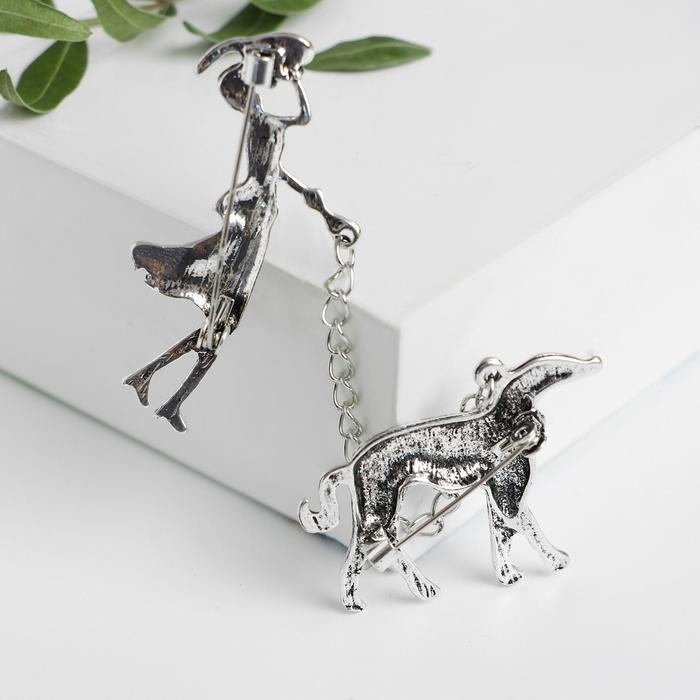 Брошь «Дама» с собачкой, цвет чернёное серебро Брошь «Дама» с собачкой, цвет чернёное серебро