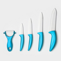Набор кухонный на подставке &laquo;Изгиб&raquo;, 5 предметов: 4 ножа, 7,5 см, 10 см, 13 см, 15 см, овощечистка, цвет синий