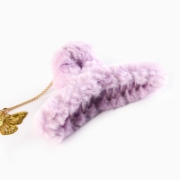 Краб для волос пушистый «Самая красивая» с подвеской, 3 х 12 см Краб для волос пушистый «Самая красивая» с подвеской, 3 х 12 см