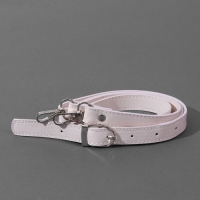 Ручка для сумки из экокожи, с карабинами, 125 &times; 1,8 см, цвет молочный