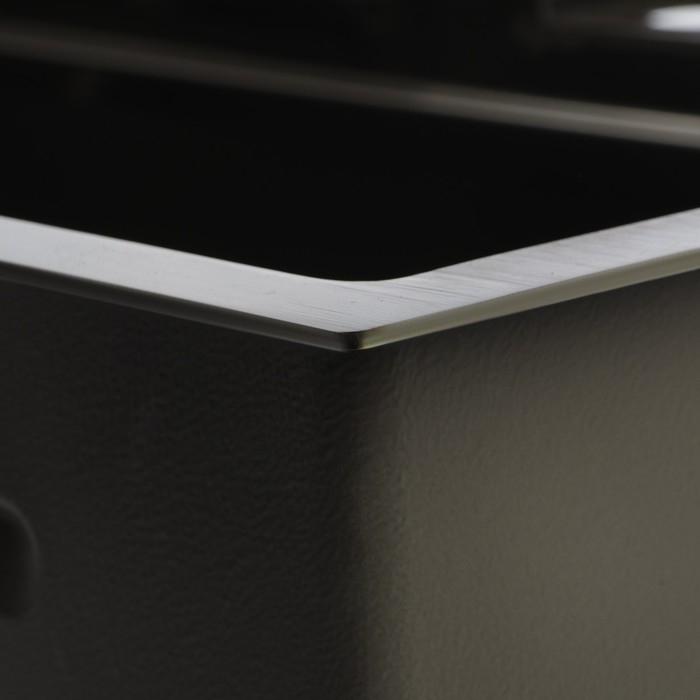 Кухонная мойка ZEIN M03, S=3.0 и 0.7мм, смеситель, корзины, разделочная доска, сифон, графит Кухонная мойка ZEIN M03, S=3.0 и 0.7мм, смеситель, корзины, разделочная доска, сифон, графит