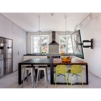 Кронштейн ONKRON M4, для ТВ, наклонно-поворотный, 32"-65", 55-500 мм от стены, черный