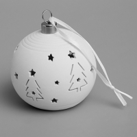 Елочный шар "Елки" 9х9х9.8 см, 1 LED, LR44x3(в компл.), свечение тёплое белое