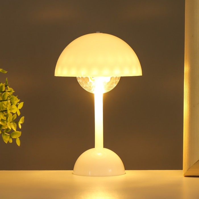 Ночник "Кьют"  LED от батареек 3хLR44 белый 10х10х17 см RISALUX