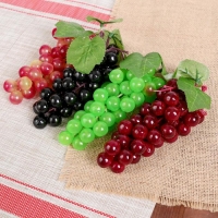 Муляж "Виноград глянец" 45 ягод 18 см, микс Муляж "Виноград глянец" 45 ягод 18 см, микс