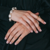 Браслет жемчуг &laquo;Барокко&raquo; с кругом, цвет белый в золоте, L=18 см