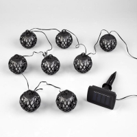 Гирлянда Uniel «Нить» 2.1 м с насадками «Огненные шары», IP44, тёмная нить, 80 LED, эффект пламени, 1 режим, солнечная батарея Гирлянда Uniel «Нить» 2.1 м с насадками «Огненные шары», IP44, тёмная нить, 80 LED, эффект пламени, 1 режим, солнечная батарея