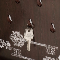 Ключница закрытая "Берёзовый лес" 26,5х31,5 см Орех