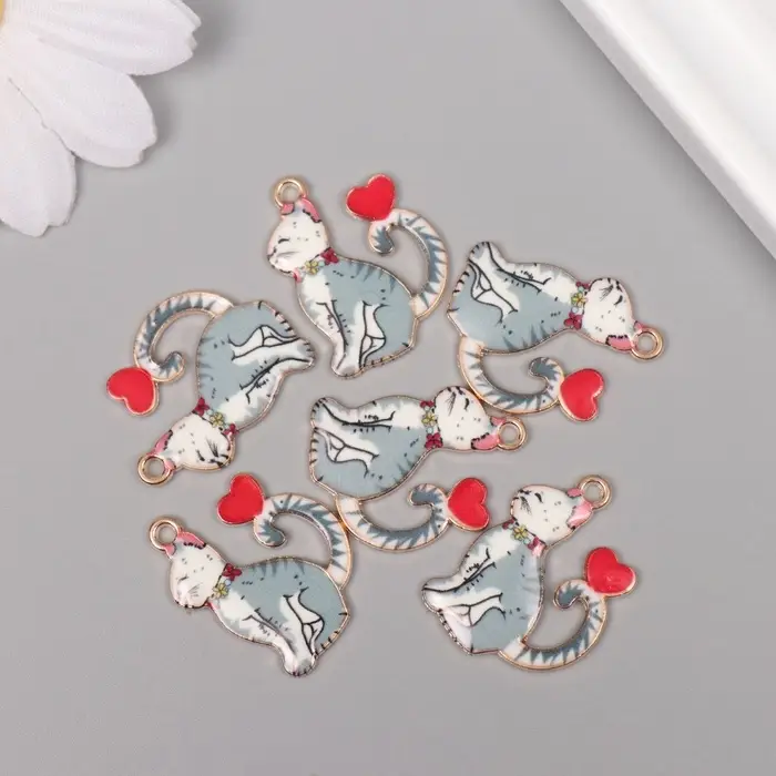 Декор для творчества металл, эмаль "Серый кот с сердечком" 2,5х1,8 см