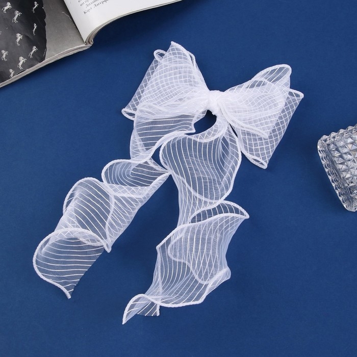 Зажим для волос "Школьница" бантик 12х30 см, белый в полосочку