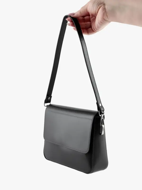 Ручка для сумки кожзам  2 карабина 60&plusmn;1см*1,8см чёрный/серебряный АУ