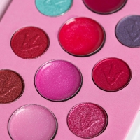 Набор косметики для девочки &laquo;Идеальный макияж&raquo; тени 10 цв по 1,3 гр, блеск 4 цв по 0,8 гр