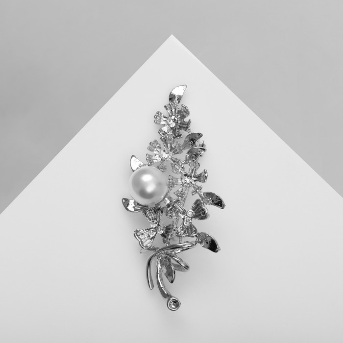 Брошь &laquo;Букет с жемчугом&raquo;, цвет белый в серебре