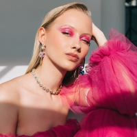 Колье &laquo;Драгоценность&raquo; круг в стразах, цвет белый в золоте, 32 см