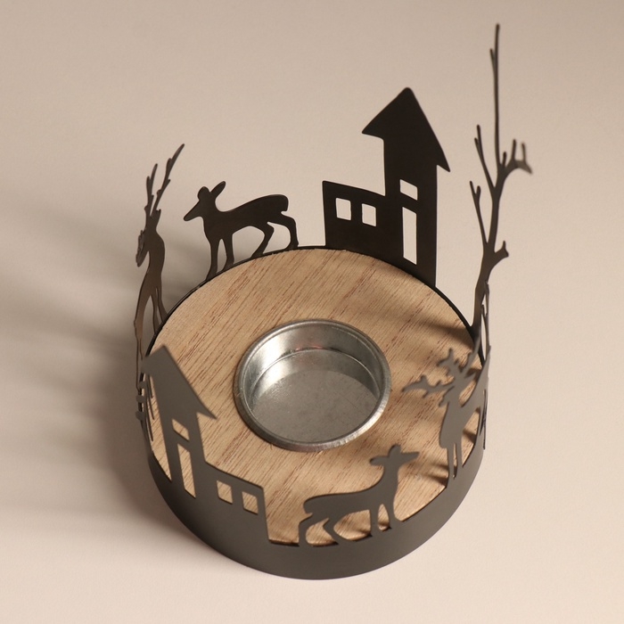 Подсвечник металл, дерево на 1 свечу "Домики и олени" d=4 см 10х10х13,8 см