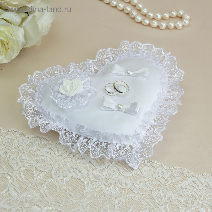 Подушечка для колец &laquo;Сердце&raquo;, белая
