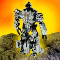 Робот &laquo;Истребитель&raquo;, трансформируется, с элементами из металла