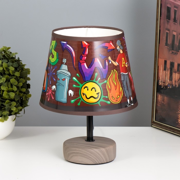 Настольная лампа "Граффити" Е14 15Вт 20х20х27 см RISALUX