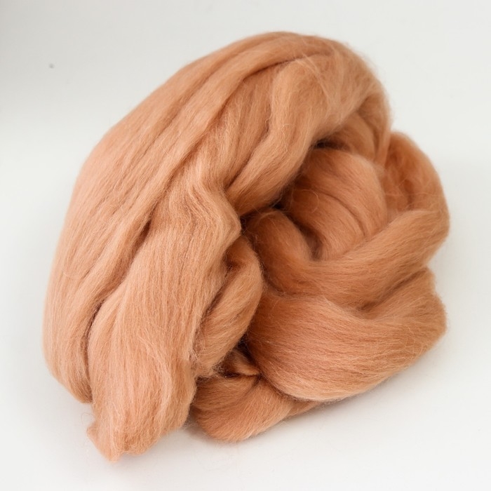 Шерсть для валяния 100% полутонкая шерсть 50 гр (005, бежевый) Шерсть для валяния 100% полутонкая шерсть 50 гр (005, бежевый)