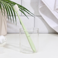 Сверхмягкая зубная щётка, 10000 щетинок, ребристая, зелёная Сверхмягкая зубная щётка, 10000 щетинок, ребристая, зелёная